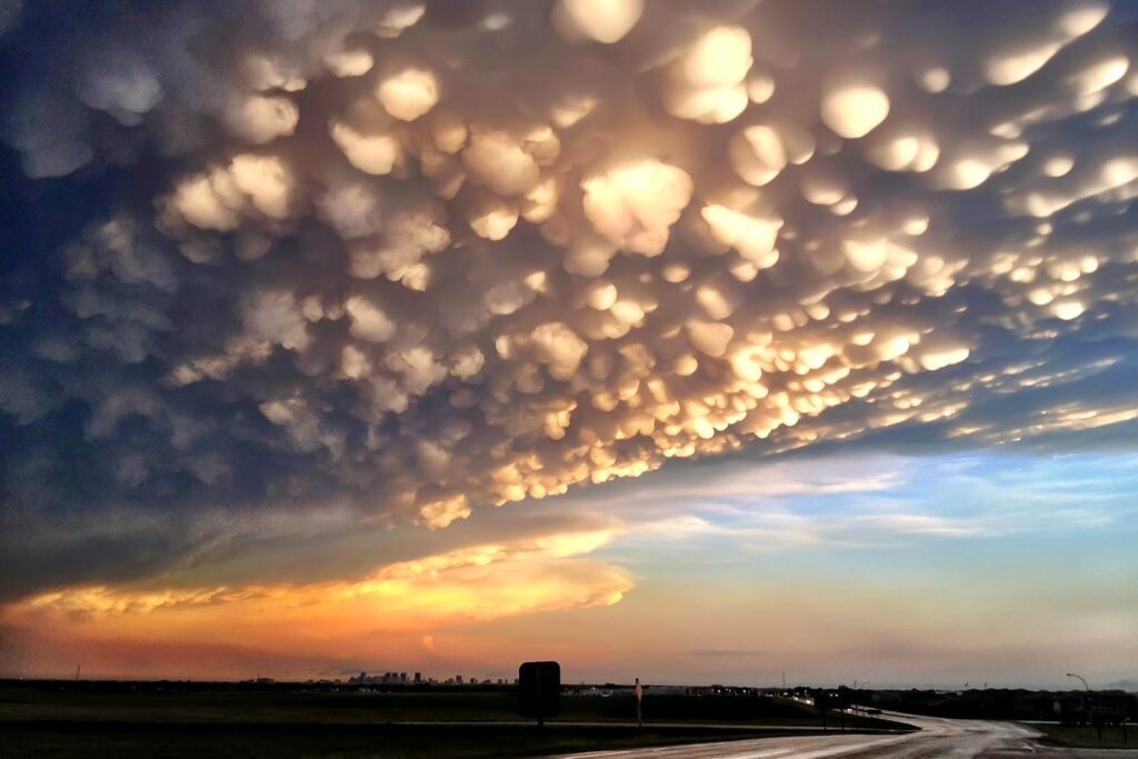 Los raros tipos de nubes que encantan